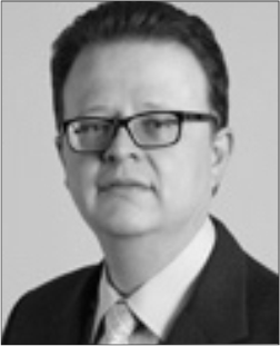 Dr. Felipe de la Mata Piñaza